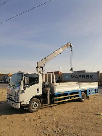 Riyadh, Cargo, Boom Truck 3 Tons With Driver Tuv Available