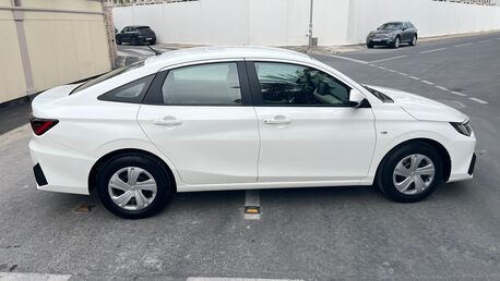 Manama, Vehicles, Cars & Trucks , BHD 4900,  Toyota Yaris,  2024,  Automatic,  34500 KM,    UNDER WARRANTY  CAR FOR SALE KM:34500 ONLY