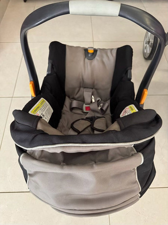 Riyadh, Baby & Kid Stuff, SAR 1000,  Chicco Stroller & Car Seat