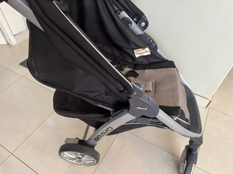 Riyadh, Baby & Kid Stuff, SAR 1000,  Chicco Stroller & Car Seat