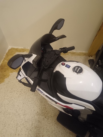 Riyadh, Toys & Games, SAR 450,  Kids Large Sports Bike Replica