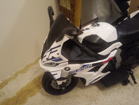 Riyadh, Toys & Games, SAR 450,  Kids Large Sports Bike Replica