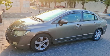 Manama, Vehicles, Cars & Trucks , BHD 2000,  Honda Civic,  2006,  Automatic,  5000 KM,  Make      :    Year        :   Engine    :  1.8L Colour    :  Grey Passing