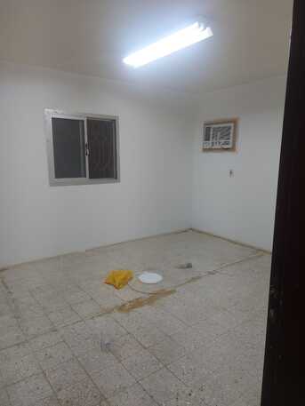 King Fahad District, Bedspace Available, SAR 800/month,  1 Bedspace Available For Executive Bachelor For Six Months Near Al Wurud Metro Station