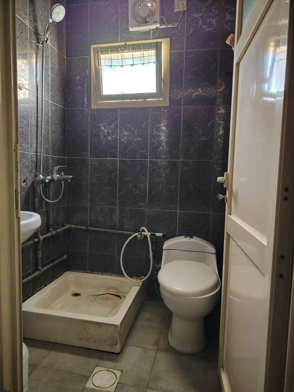 Khobar, Bedspace For Rent, SAR 600/month,  Bed Space Available In Rakah Near KFC