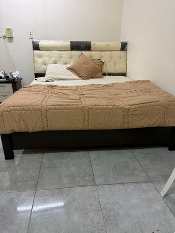 Dammam, Furniture, SAR 800,  Item For Sell:- King Size Bed With Mattress + Wardrobes