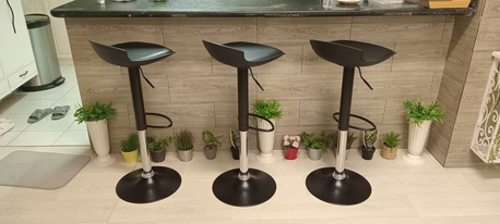 Riyadh, Furniture, SAR 199,  Dining Bar Stools/ Urgent Sale