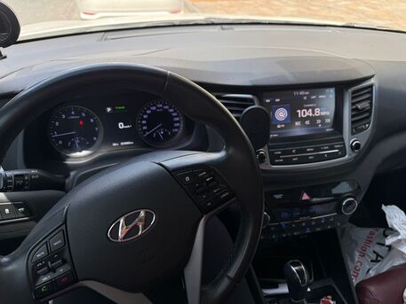 Al Barsha, Vehicles, Cars & Trucks , AED 27999,  Hyundai Tucson,  2017,  Automatic,  320000 KM,    &mdash; GCC SPECIFICATION , Full Option ,  Well-maintained Vehicle!