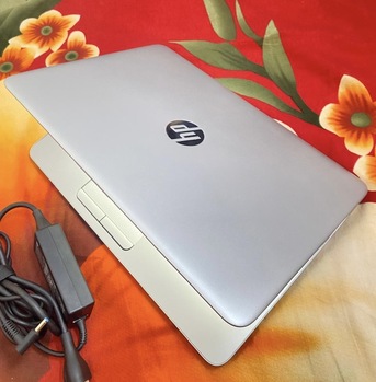 Riyadh, Computers, SAR 950,  HP Core I7-512GB-8GB-Fingerprint-Windows 11