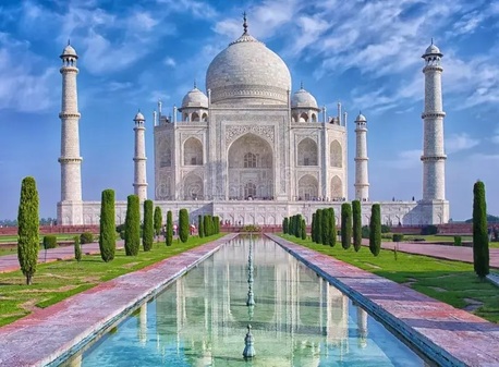 New Delhi, Business, What Places Can You Cover In An Agra Day Tour By Car?