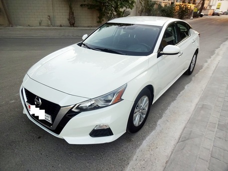 Bilad Al Qadeem, Vehicles, Cars & Trucks , BHD 111,  Nissan Altima,  2021,  Automatic,  72000 KM,   2020 &  | First Owner | Well Maintained | Urgent Sale