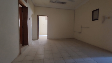 Sanabis, Apartments/Houses, BHD 220/year,  2 BR,  Sanabis:- Groundfloor 2Bhk Unfurnished Flat On Rent With Unlimited Ewa
