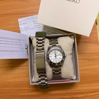 Hofuf, Watches, SAR 4000,  Seiko Prospex Divers Watch Limeted Edition. #2168 Of 6000 Pieces Released.