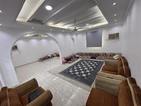 Makkah, Rooms for Rent, SAR 1000/month,  Furnished,  Spacious Extra Big Hall  For Rent In Makkah 4-5 Km (Near Haram) BATHA QURAISH
