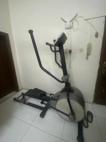 Jeddah, Health & Beauty Items, SAR 250,  Exercise Machine / Air Walker / GB 9000DX/ Body Charger/ Health Care