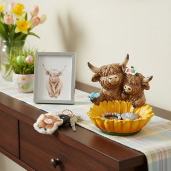 New York, Collectibles, USD 39,  Highland Cow Decor Collection For Charming Home Styling And Holiday Display
