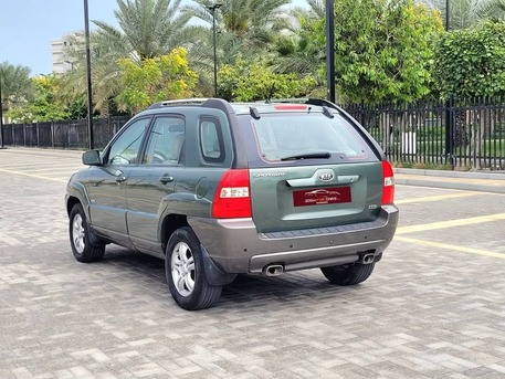 Manama, Vehicles, Cars & Trucks , BHD 1600,  Kia Sportage V6 4X4,  2006,  Automatic,  182000 KM,  Mid-option, Passing & Insurance Till Feb2027