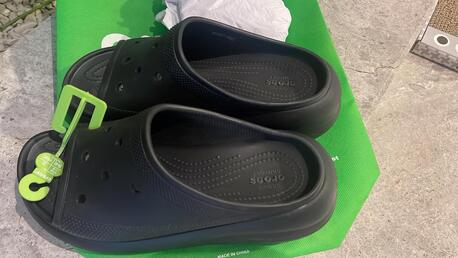 Al Sulaymaniyyah, Household Items, SAR 700,  Crocs  Black