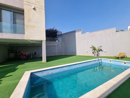 Abdoun, Apartments/Houses, JOD 27000/year,  Furnished,  3 BR,  225 Sq. Meter,  Semi-ground Floor Apartment For Rent In Abdoun