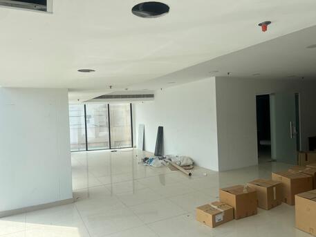 Manama, Shops, BHD 1800,  464 Sq. Meter,  Spacious Showroom For Rent In Khamis | Ideal For Display Showroom | Highway Facing