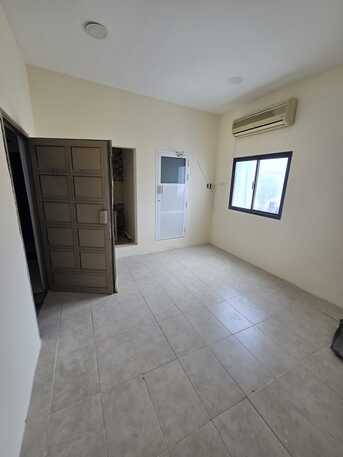 Manama, Apartments/Houses, BHD 130/month,  1 BR,  Offering Studio In Isatown For Rent 130 BD Electric Inclusive