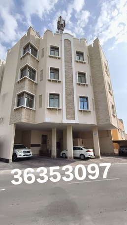Isa Town, Apartments/Houses, 3 BR,  3 B. H. K. Semi Furnished Flat ISA TOWN  Without EVA