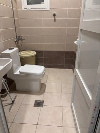 Dammam, Apartments/Houses, SAR 700/month,  Furnished,  Studio,  Furnished Room Available For Sharing In A Neat & Clean Apartment.