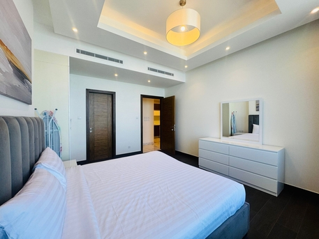 Juffair, Items Wanted, 1 Bedroom Sea View Luxury Flat For Sell