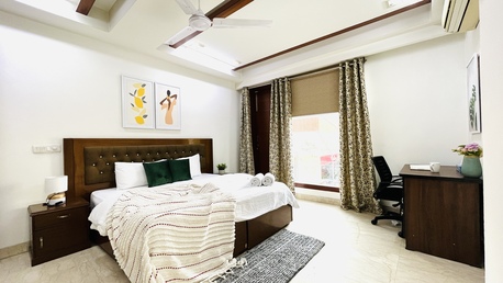 New Delhi, Apts/Flats Wanted, INR 14897/day,  Furnished,  2 BR,  1200 Sq. Feet,  Superior 2BHK - Green Park Hauz Khas Village