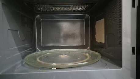 Salamah, Household Items, SAR 200,  35 Lit Microwave Table And Chair