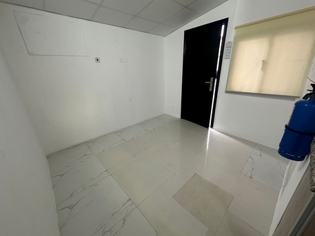 Adliya, Apartments/Houses, BHD 140/year,  1 BR,  Adliya:- Groundfloor Studio Flat On Rent With Ewa..