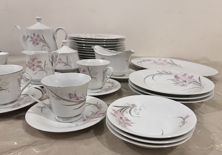 Jeddah, Collectibles, SAR 200,  Partial Royale Ming Fine Porcelain China Set