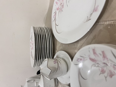 Jeddah, Collectibles, SAR 200,  Partial Royale Ming Fine Porcelain China Set