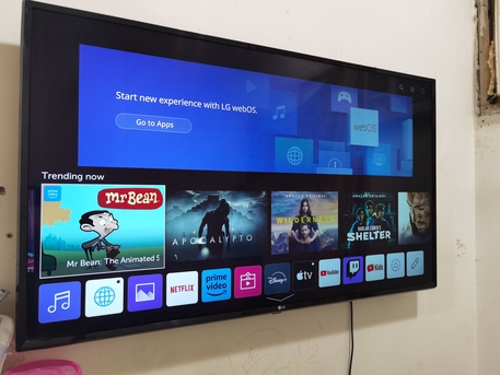 Hara, Household Items, SAR 850,  LG 49inch 4K Ultra HD Smart LED TV