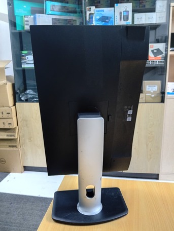 Manama, Electronics, BHD 35,  Dell 24" LED IPS FULL HD Borderless Monitor &ndash; Special Offer Call / WhatsAPP - 39548774