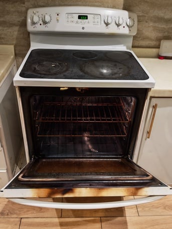 Khobar, Appliances, SAR 700,  GE Fully Electric Cooker With Fan Assisted Oven