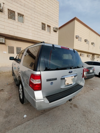 Riyadh, Vehicles, Cars & Trucks , SAR 30000,  Ford Expedition XLT,  2012,  Automatic,  332000 KM,  Ford Expedition