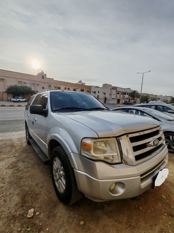 Riyadh, Vehicles, Cars & Trucks , SAR 30000,  Ford Expedition XLT,  2012,  Automatic,  332000 KM,  Ford Expedition