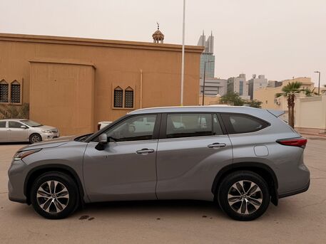 Al Olaya, Vehicles, Cars & Trucks , SAR 115000,  Toyota Highlander Hybrid,  2023,  Automatic,  153650 KM,  For Sale Toyota Highlander