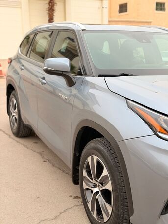 Al Olaya, Vehicles, Cars & Trucks , SAR 115000,  Toyota Highlander Hybrid,  2023,  Automatic,  153650 KM,  For Sale Toyota Highlander