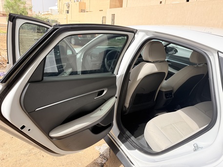 Jeddah, Vehicles, Cars & Trucks , SAR 58000,  Hyundai Sonata,  2022,  Automatic,  113500 KM,   2.5 GDI Engine For Sale