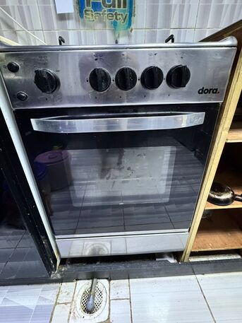Riyadh, Appliances, SAR 350,  Cooking Range For Sale - 4 Burner - Good Condition
