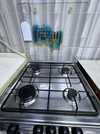 Riyadh, Appliances, SAR 350,  Cooking Range For Sale - 4 Burner - Good Condition