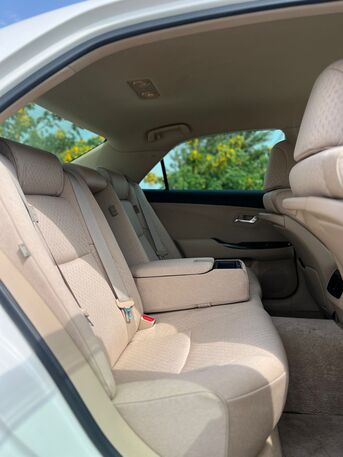 Riffa, Vehicles, Cars & Trucks , BHD 3800,  TOYOTA CROWN ROYAL SALOON 2009 WHITE,  2009,  Automatic,  100000 KM,