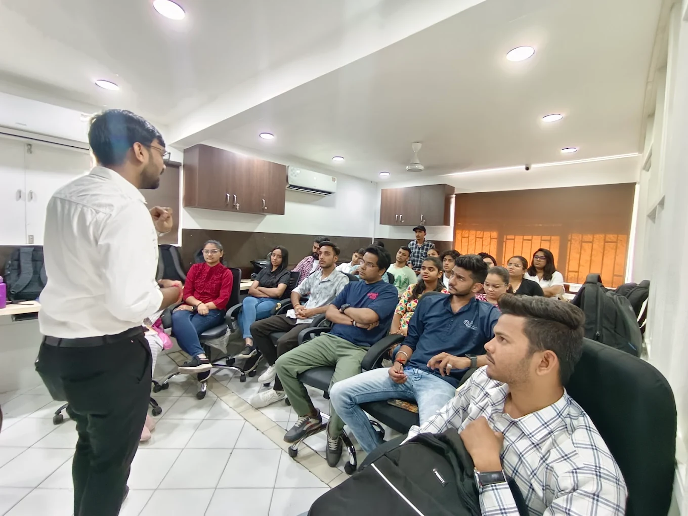 Ahmedabad, Lessons Offered, Best IT Training Institute In Ahmedabad