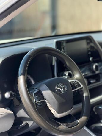 Amman, Vehicles, Cars & Trucks , JOD 20000,  Toyota Highlander LE HEV,  2022,  Automatic,  77000 KM,  Duty Free