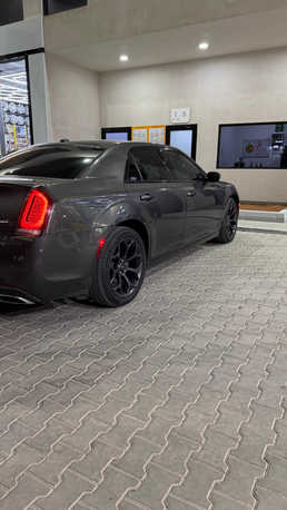 Riyadh, Vehicles, Cars & Trucks , SAR 1,  Chrysler 300C,  2021,  Automatic,  80000 KM,  Chrysler 300S For Sale