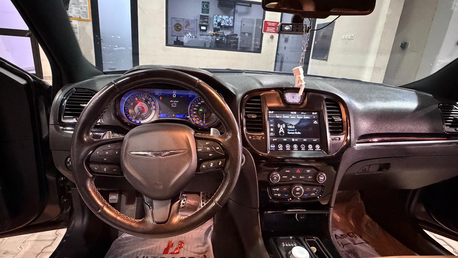 Riyadh, Vehicles, Cars & Trucks , SAR 1,  Chrysler 300C,  2021,  Automatic,  80000 KM,  Chrysler 300S For Sale
