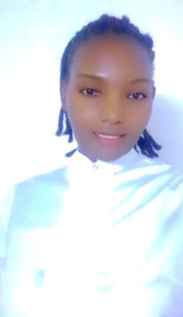 Olaya, Job Seekers, Waitress