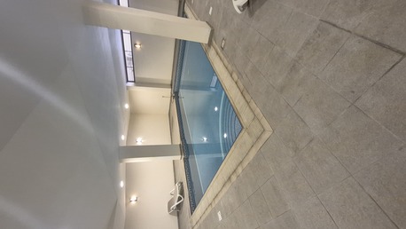 Manama, Apartments/Houses, BHD 500/month,  Furnished,  2 BR,  196 Sq. Meter,  Luxury Flat For Rent